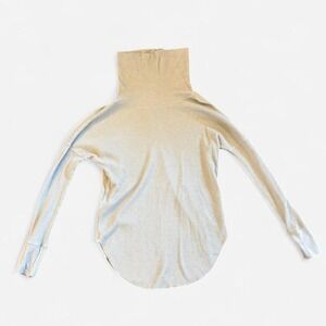 The Group by Babaton Waffle Knit Turtleneck Top Beige/Oatmeal XS Relaxed Fit